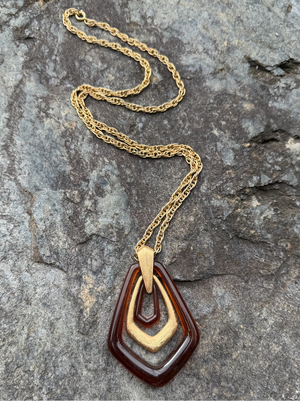 Vintage Avon Gold Rootbeer Door Knocker Necklace Layered Lucite Pendant